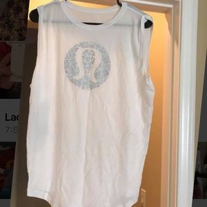 Lululemon muscle tee